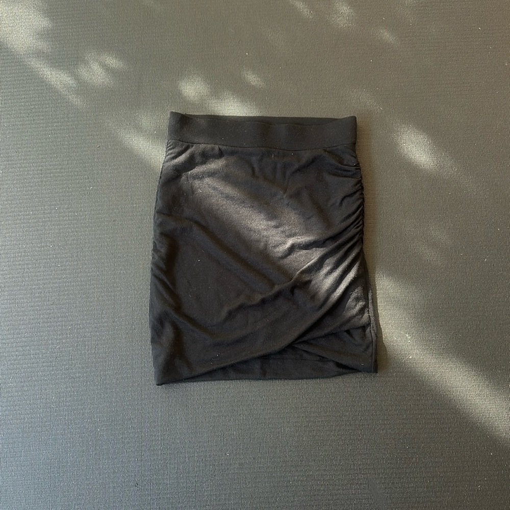 Banana republic cotton black mini